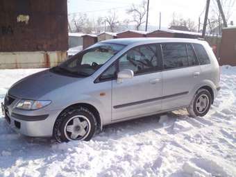 1999 Mazda Premacy Pics