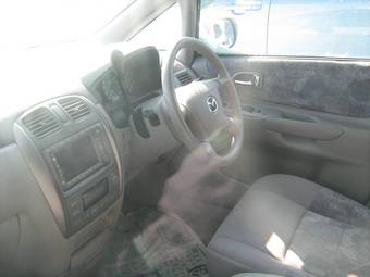 1999 Mazda Premacy Pictures
