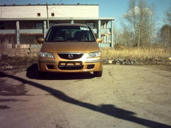 1999 Mazda Premacy Pics