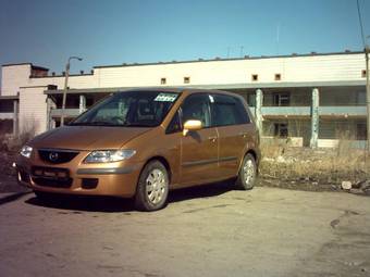 1999 Mazda Premacy Pictures