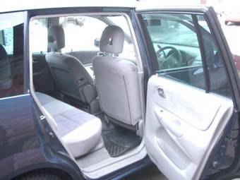 1999 Mazda Premacy Photos