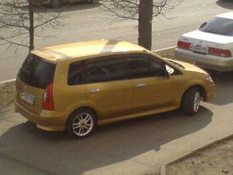 1999 Mazda Premacy Pics