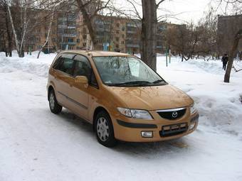 1999 Mazda Premacy Photos