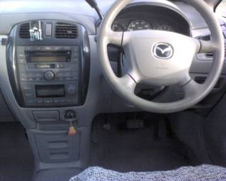 1999 Mazda Premacy Pictures