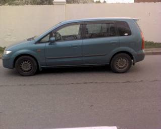 1999 Mazda Premacy Photos