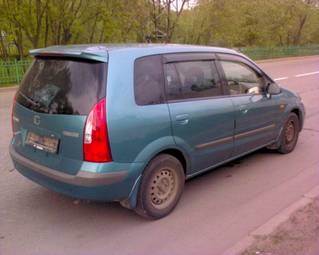 1999 Mazda Premacy Pictures