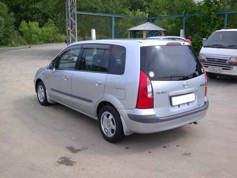 1999 Mazda Premacy Photos