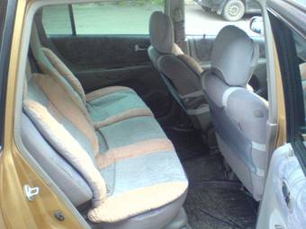 1999 Mazda Premacy Pictures