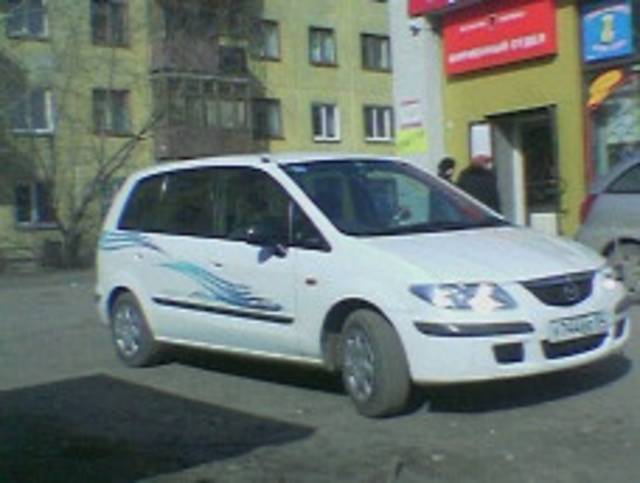 2000 Mazda Premacy