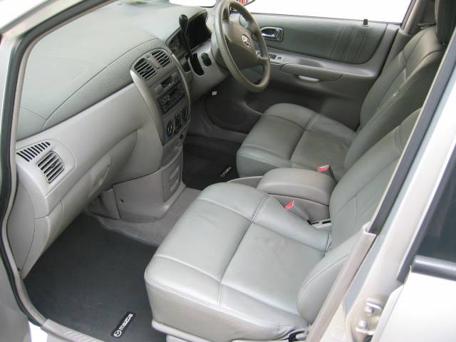 2000 Mazda Premacy
