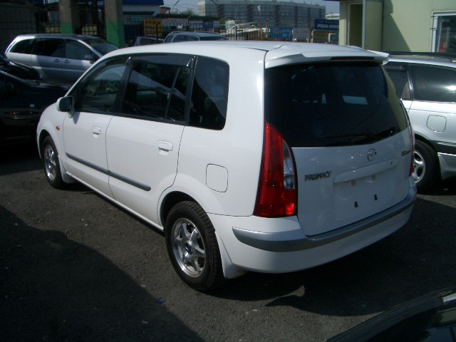 2000 Mazda Premacy