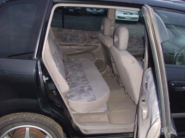 2000 Mazda Premacy