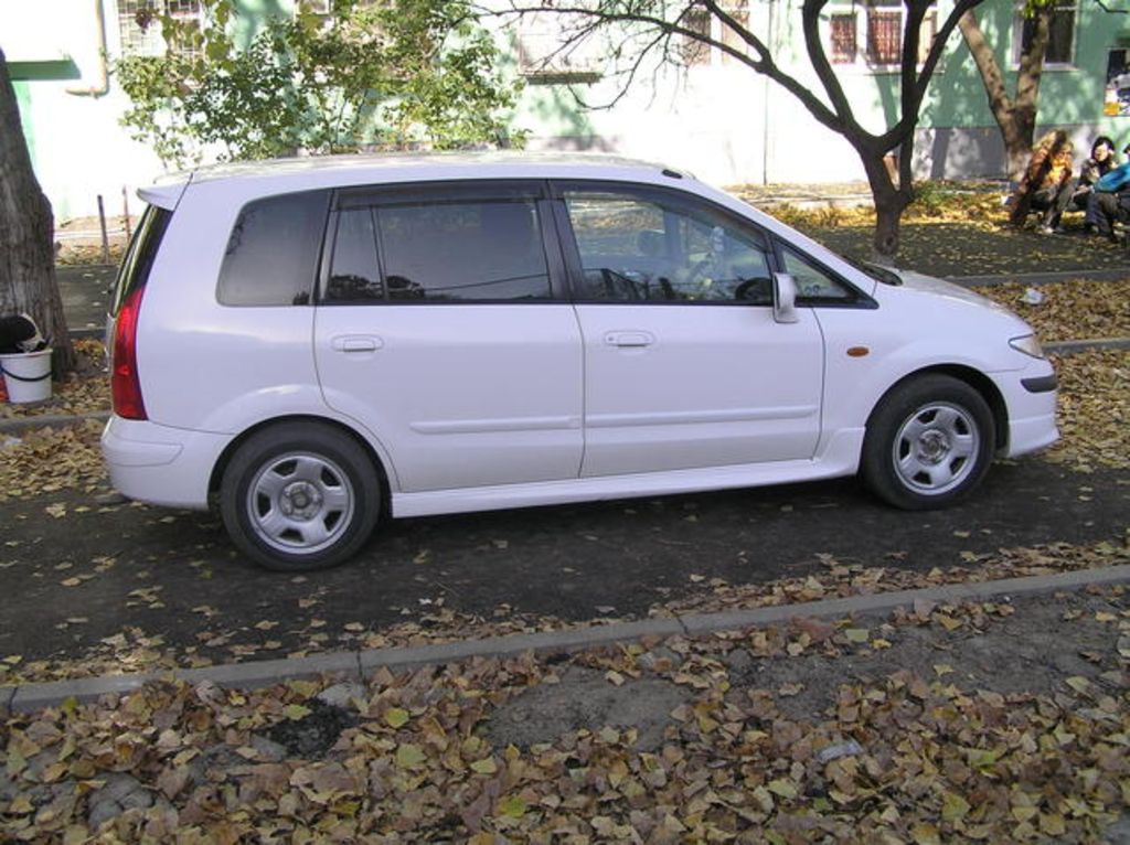 2000 Mazda Premacy