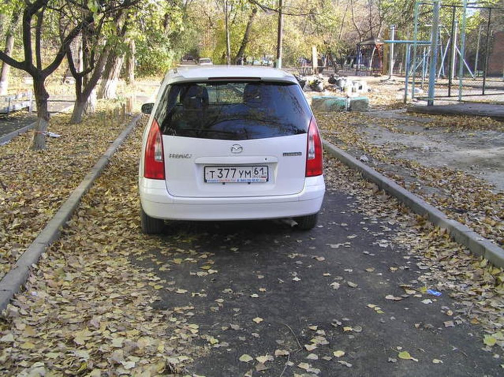 2000 Mazda Premacy