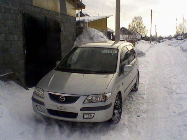 2000 Mazda Premacy