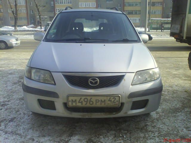 2000 Mazda Premacy