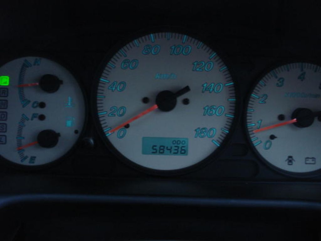 2000 Mazda Premacy