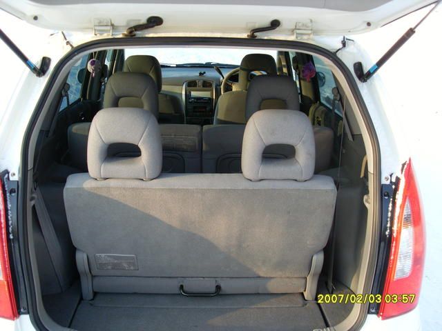 2000 Mazda Premacy