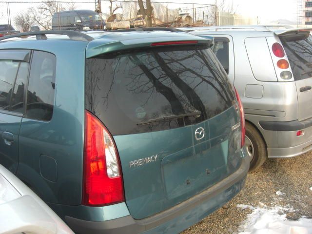 2000 Mazda Premacy