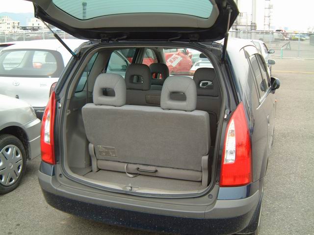 2000 Mazda Premacy Pictures