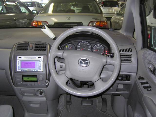 2000 Mazda Premacy Images