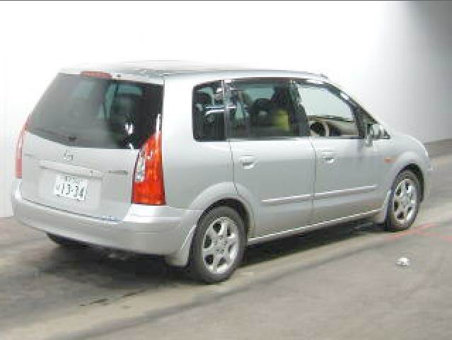 2000 Mazda Premacy Pics