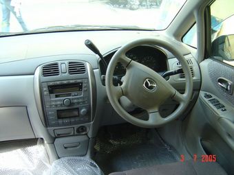 2000 Mazda Premacy Wallpapers