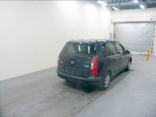 2000 Mazda Premacy Photos
