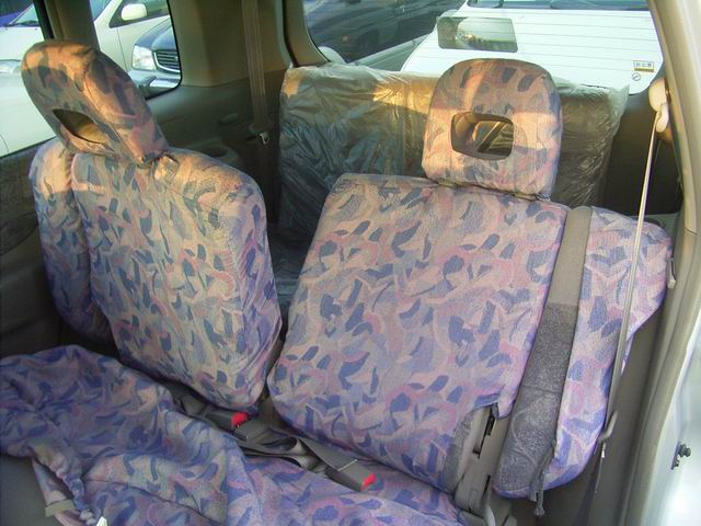 2000 Mazda Premacy Pictures