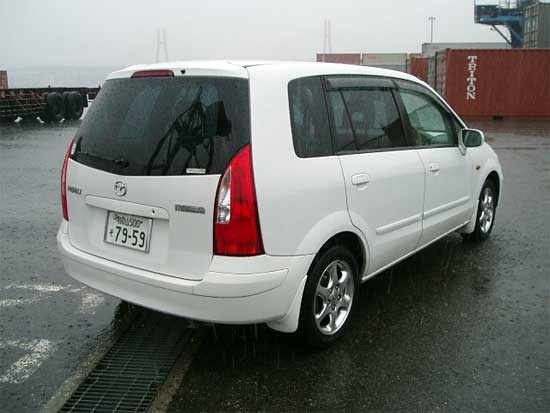 2000 Mazda Premacy Photos
