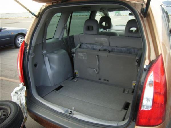 2000 Mazda Premacy Photos