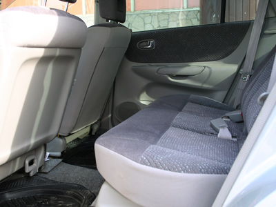 2000 Mazda Premacy Images
