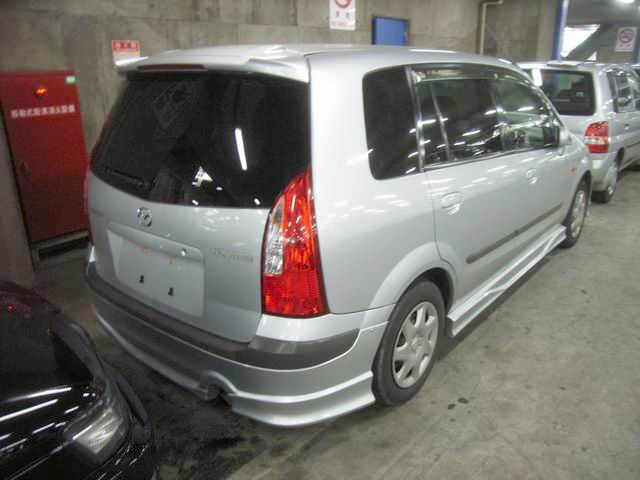 2000 Mazda Premacy Photos