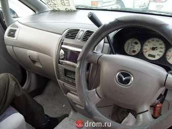 2000 Mazda Premacy Photos