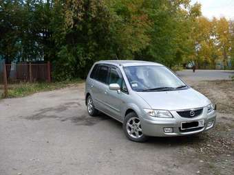 2000 Mazda Premacy Photos