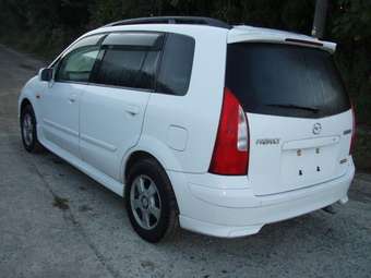 2000 Mazda Premacy Photos
