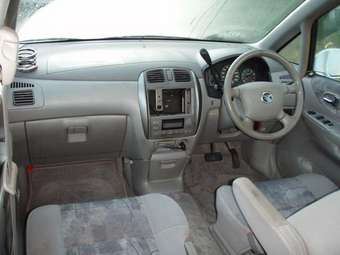 2000 Mazda Premacy Pictures