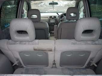 2000 Mazda Premacy Images