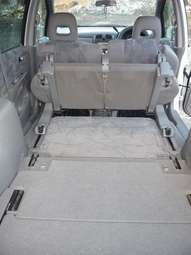 2000 Mazda Premacy Pics