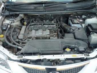 2000 Mazda Premacy Pictures