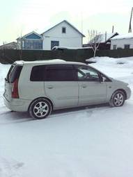 2000 Mazda Premacy Photos