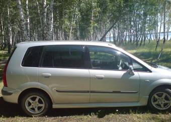 2000 Mazda Premacy Pics