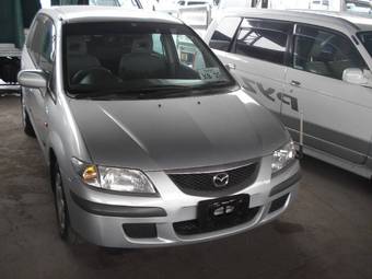 2000 Mazda Premacy Photos