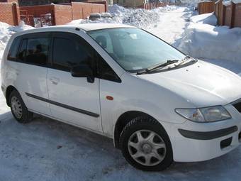 2000 Mazda Premacy Pictures