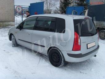 2000 Mazda Premacy Pics