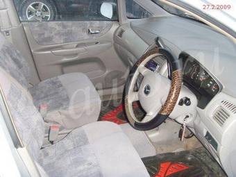 2000 Mazda Premacy Pictures