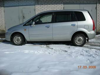 2000 Mazda Premacy Images