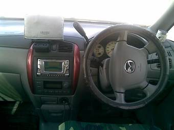2000 Mazda Premacy Wallpapers