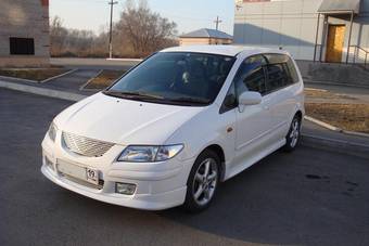 2000 Mazda Premacy Photos