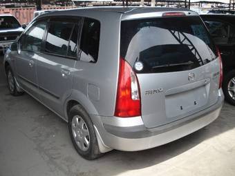 2000 Mazda Premacy Photos